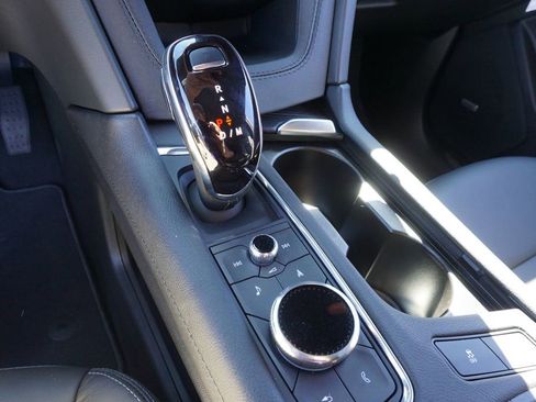 New 2025 Cadillac XT5 Premium Luxury image 18