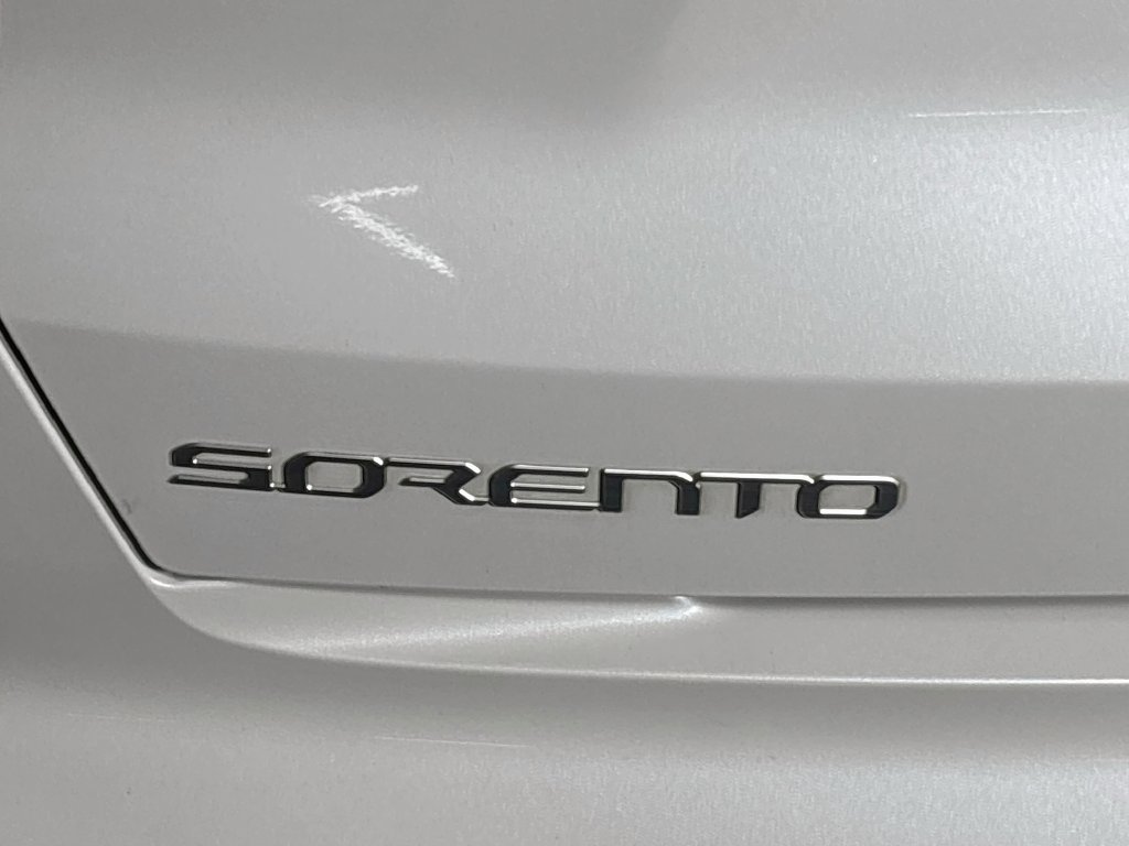 Certified 2023 Kia Sorento EX AWD/4WD image 25