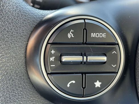 Used 2023 Kia Soul LX w/ LX Technology Package image 20