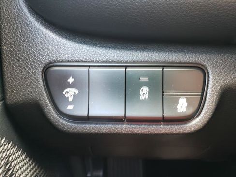 Used 2024 Kia Seltos LX AWD/4WD image 26