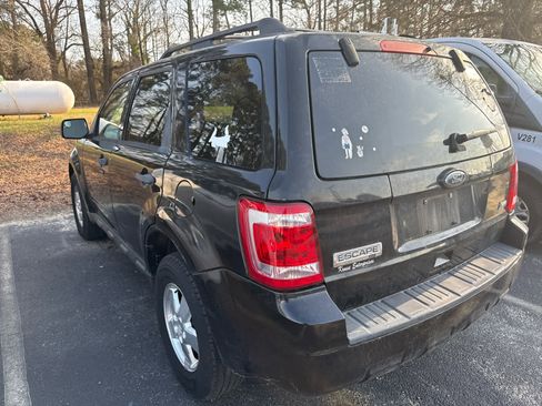 Used 2011 Ford Escape XLT w/ 203A Rapid Spec Order Code image 22