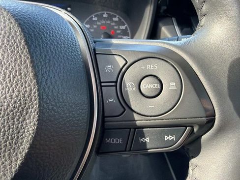 Certified 2024 Toyota Corolla Cross LE FWD image 24