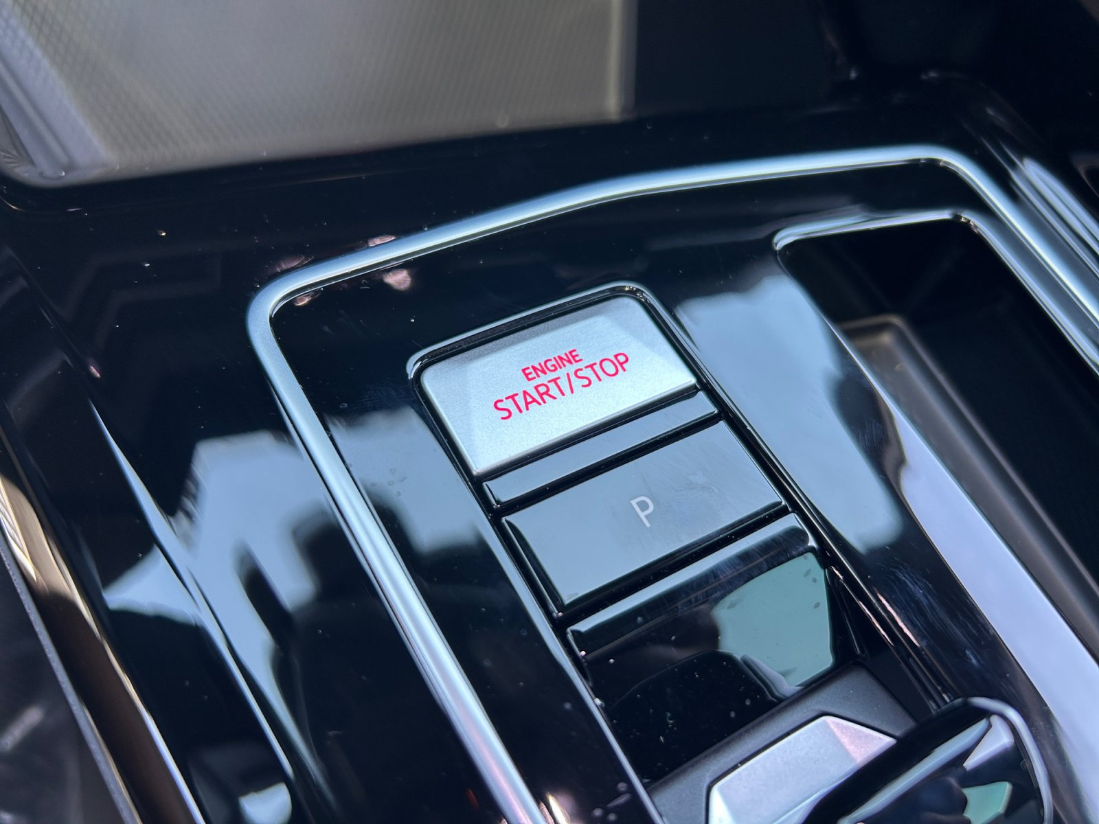 New 2026 Volkswagen GTI SE FWD image 29