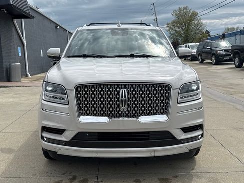 Used 2021 Lincoln Navigator L Reserve AWD/4WD image 23