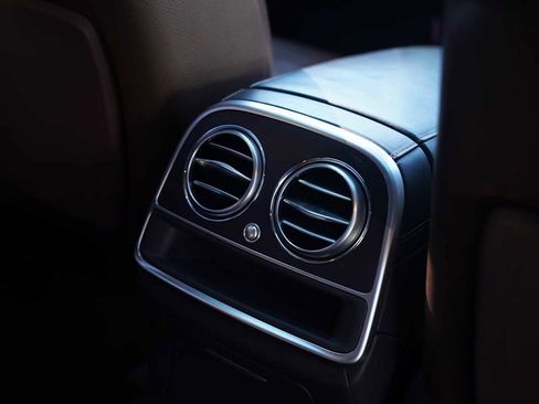 Used 2015 Mercedes-Benz S 550 S 550 image 17