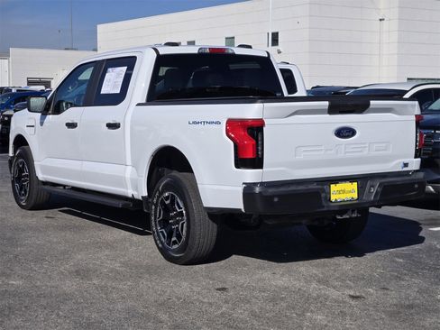 Used 2023 Ford F150 Lightning Pro image 7