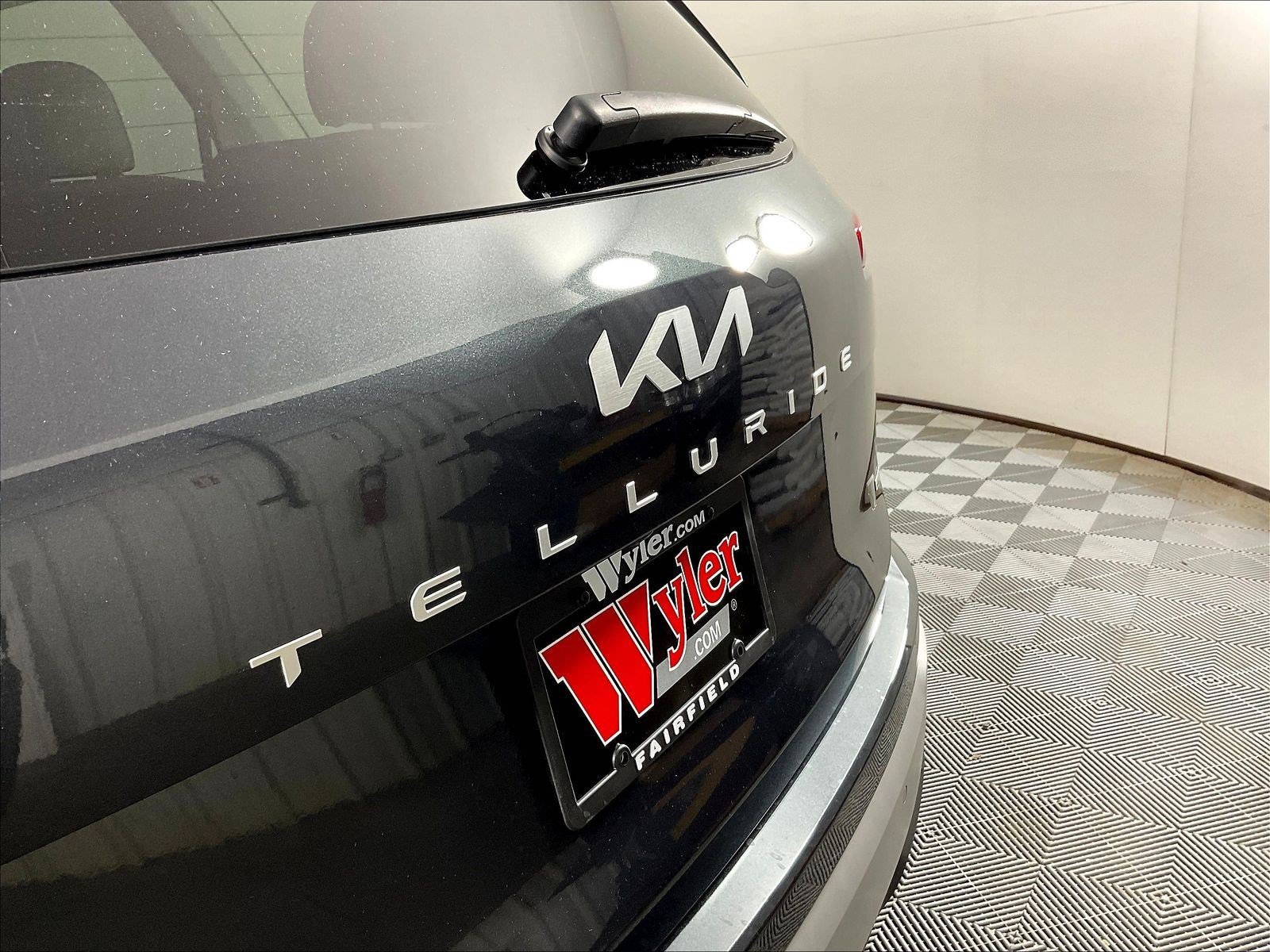 Certified 2024 Kia Telluride S w/ S Sunroof Package AWD/4WD image 24