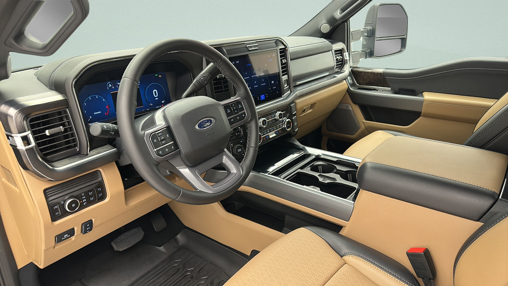 Used 2025 Ford F350 Lariat w/ Black Appearance Package AWD/4WD image 15