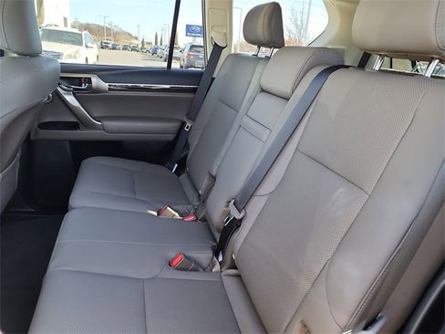 Used 2021 Lexus GX 460 Premium image 15