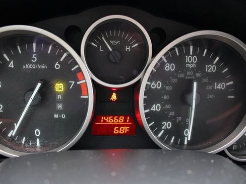 Used 2012 MAZDA MX-5 Miata Grand Touring RWD image 7
