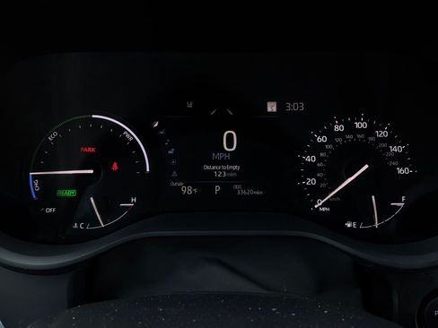 Used 2025 Toyota Sienna XLE FWD image 44