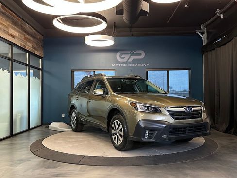 Used 2021 Subaru Outback Premium AWD/4WD image 1