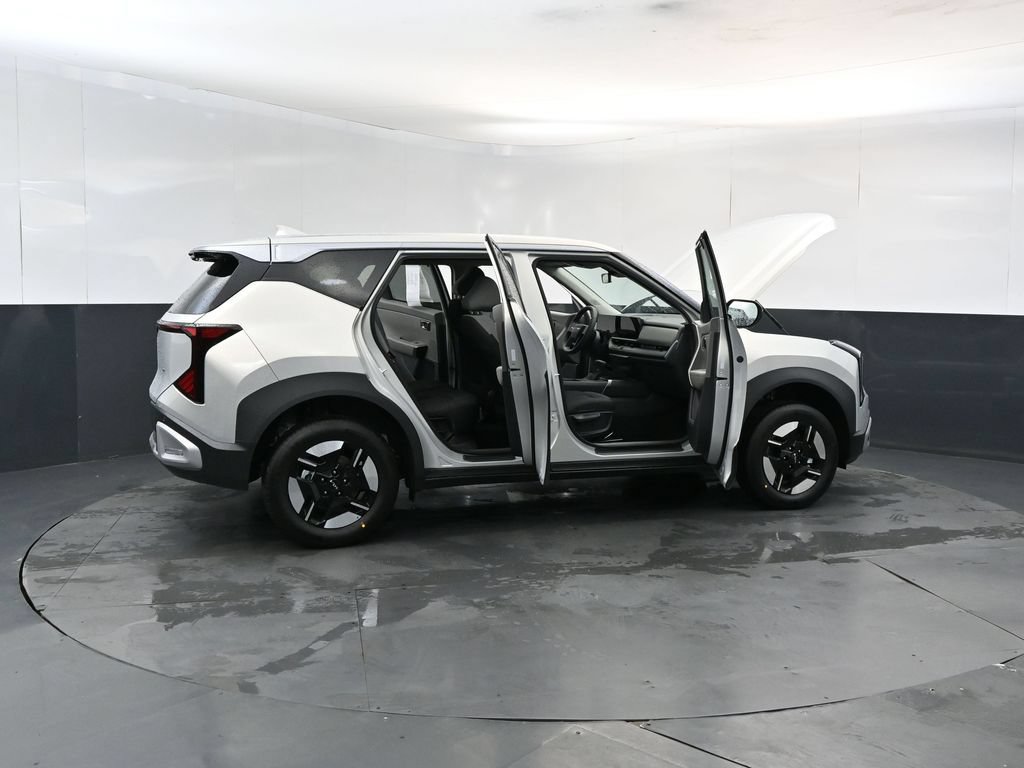 Used 2027 Kia Seltos LX AWD/4WD image 26