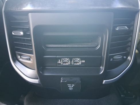 Used 2020 RAM 1500 Big Horn image 20
