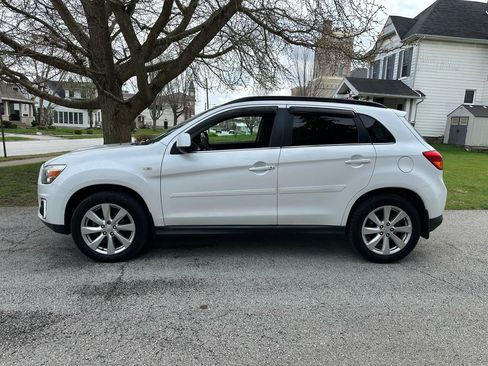Used 2015 Mitsubishi Outlander Sport SE AWD/4WD image 4