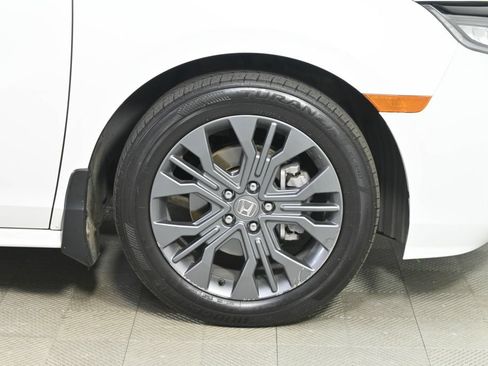 Used 2025 Honda Odyssey Touring image 40