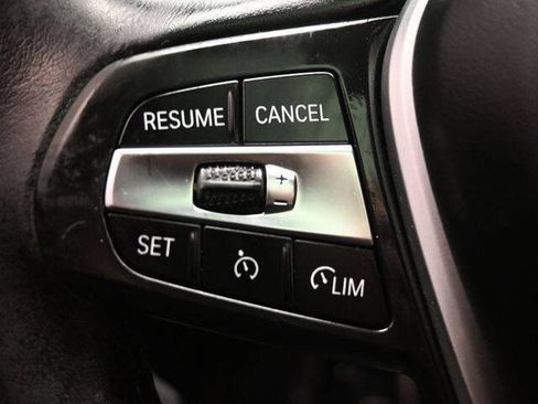 Used 2020 BMW 330i Sedan w/ Convenience Package image 28