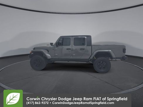 Used 2023 Jeep Gladiator Willys image 10