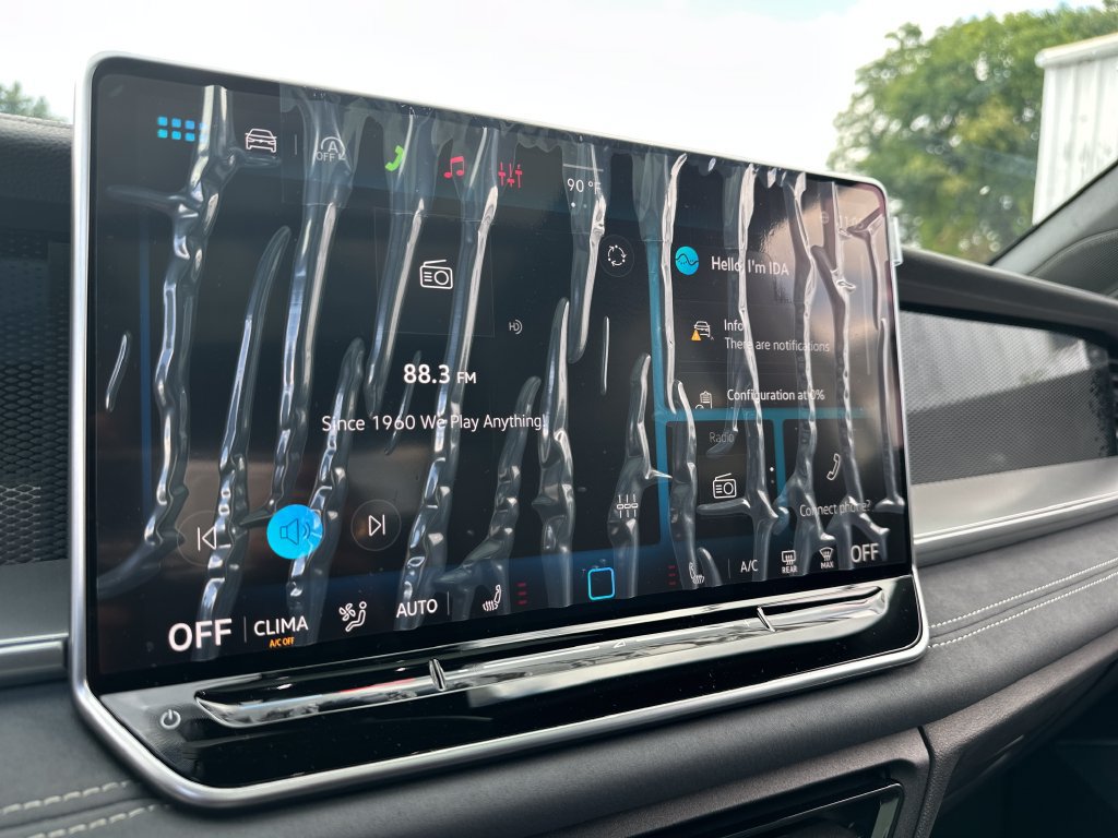 New 2026 Volkswagen Tiguan SE R-Line AWD/4WD image 14