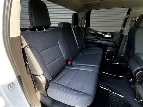 Used 2024 Chevrolet Silverado 1500 RST AWD/4WD image 17