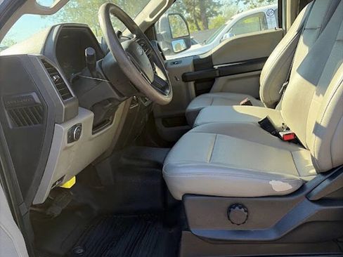 Used 2022 Ford F250 XL w/ Power Equipment Group AWD/4WD image 10
