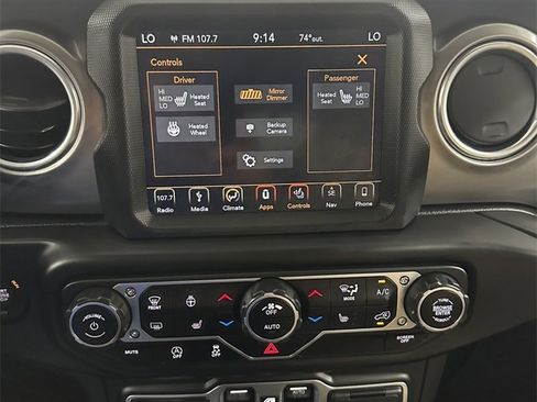 Used 2018 Jeep Wrangler Unlimited Sahara w/ Dual Top Group image 26