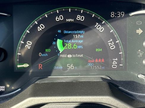 Used 2024 Toyota RAV4 XLE Premium image 31