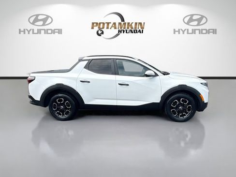 Used 2023 Hyundai Santa Cruz SEL w/ Activity Package FWD image 4