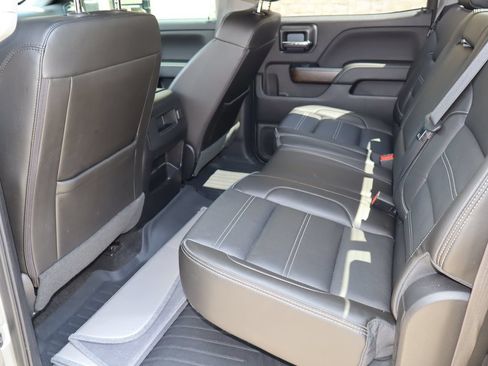 Used 2017 GMC Sierra 2500 Denali w/ Duramax Plus Package AWD/4WD image 6