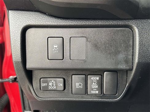 Used 2020 Toyota Tacoma TRD Off-Road image 11