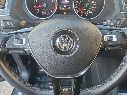 Used 2020 Volkswagen Tiguan SE R-Line w/ 3rd Row Seat Package image 11