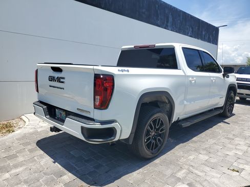 Used 2024 GMC Sierra 1500 Elevation w/ LPO, Elevation Black Package AWD/4WD image 5
