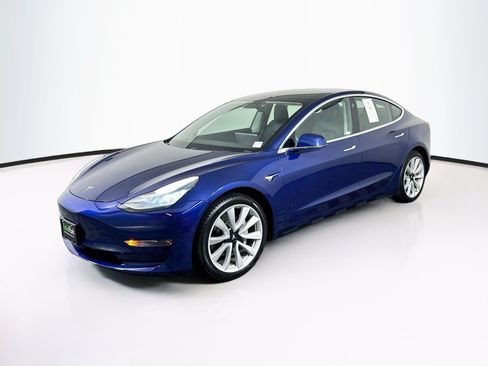 Used 2019 Tesla Model 3 Performance AWD/4WD image 3