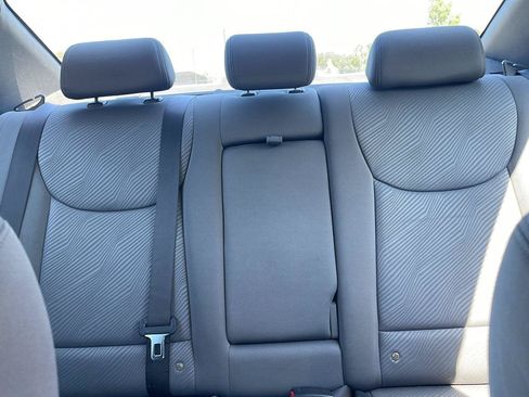 Used 2013 Hyundai Elantra GLS w/ Preferred Pkg FWD image 21