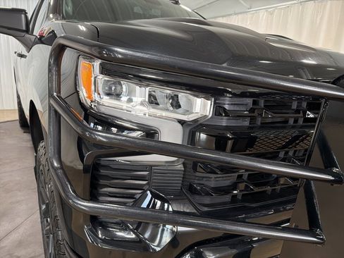 Used 2023 Chevrolet Silverado 1500 LT Trail Boss w/ Protection Package image 13