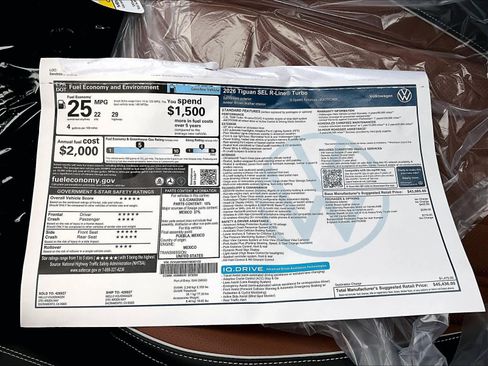 New 2026 Volkswagen Tiguan SEL R-Line AWD/4WD image 37