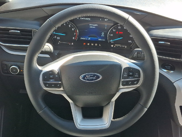Used 2023 Ford Explorer XLT w/ Equipment Group 202A AWD/4WD image 15