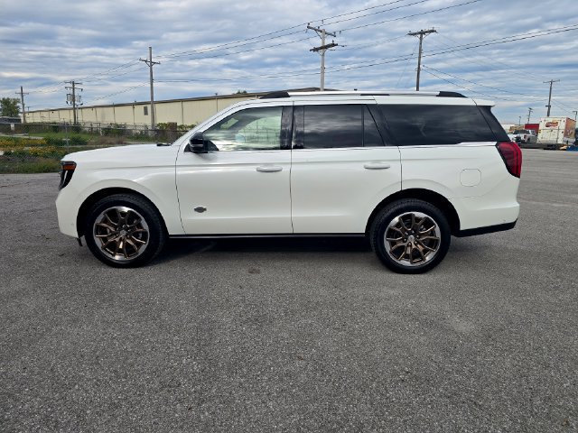 Used 2025 Ford Expedition King Ranch AWD/4WD image 7