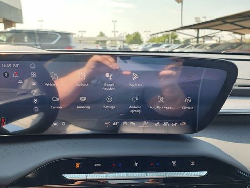 New 2026 Buick Enclave Avenir w/ Super Cruise Package image 28