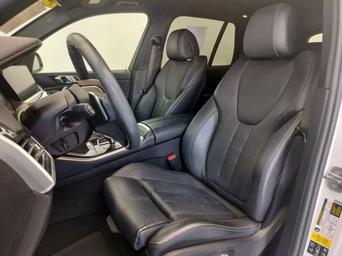 Used 2019 BMW X5 xDrive40i AWD/4WD image 9
