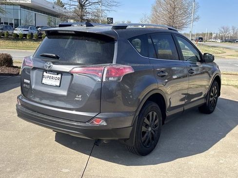 Used 2016 Toyota RAV4 LE image 3