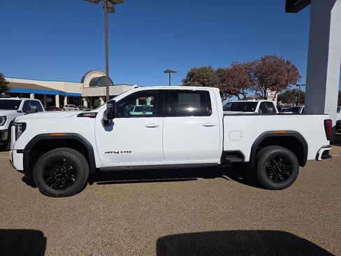 New 2026 GMC Sierra 2500 AT4 w/ AT4 Premium Plus Package AWD/4WD image 2