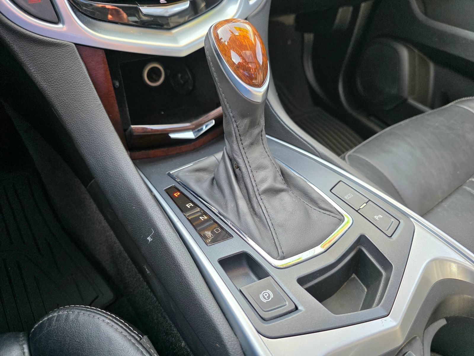 Used 2015 Cadillac SRX Luxury AWD/4WD image 18