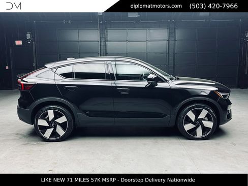 Used 2024 Volvo C40 P8 Recharge Plus w/ Climate Package RWD image 8