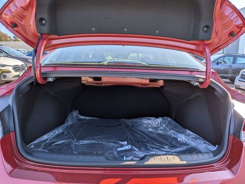 New 2026 Hyundai Elantra Sport image 21