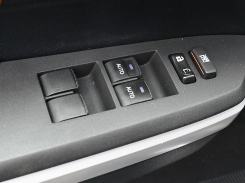Used 2018 Toyota Tundra 1794 Edition AWD/4WD image 3