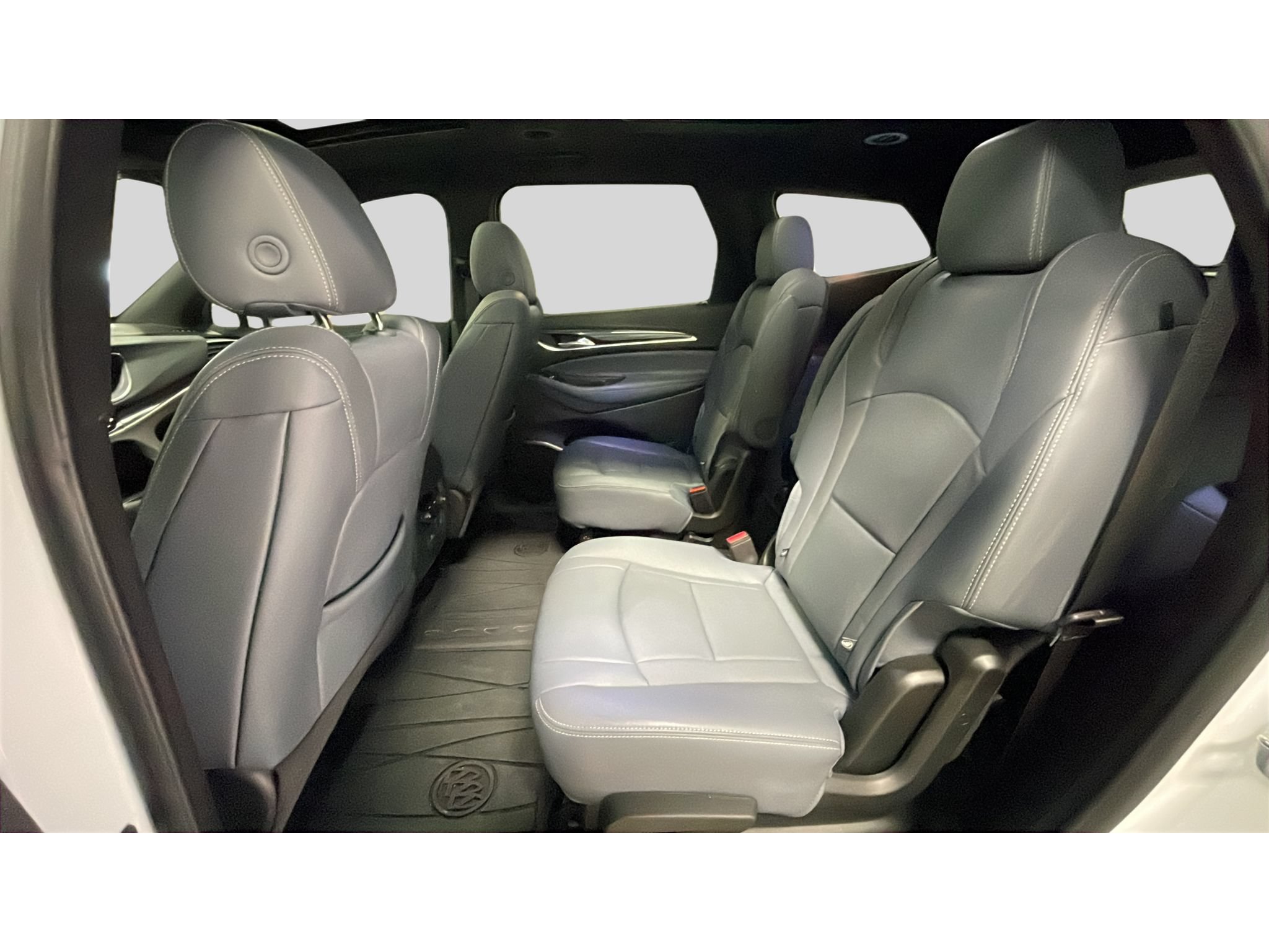 Used 2024 Buick Enclave Essence w/ Experience Buick Package AWD/4WD image 16
