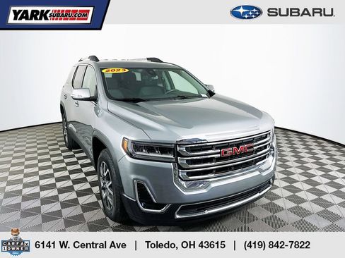 Used 2023 GMC Acadia SLE w/ Driver Convenience Package image 1