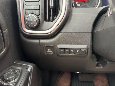 Used 2020 Chevrolet Silverado 2500 LTZ w/ LTZ Plus Package image 13