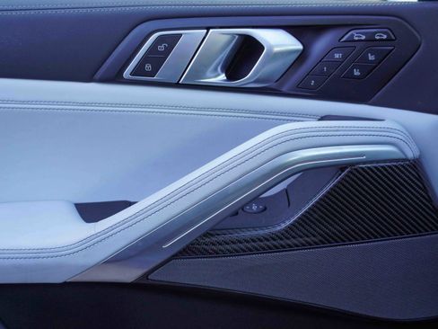 Certified 2025 BMW X6 M60i image 15